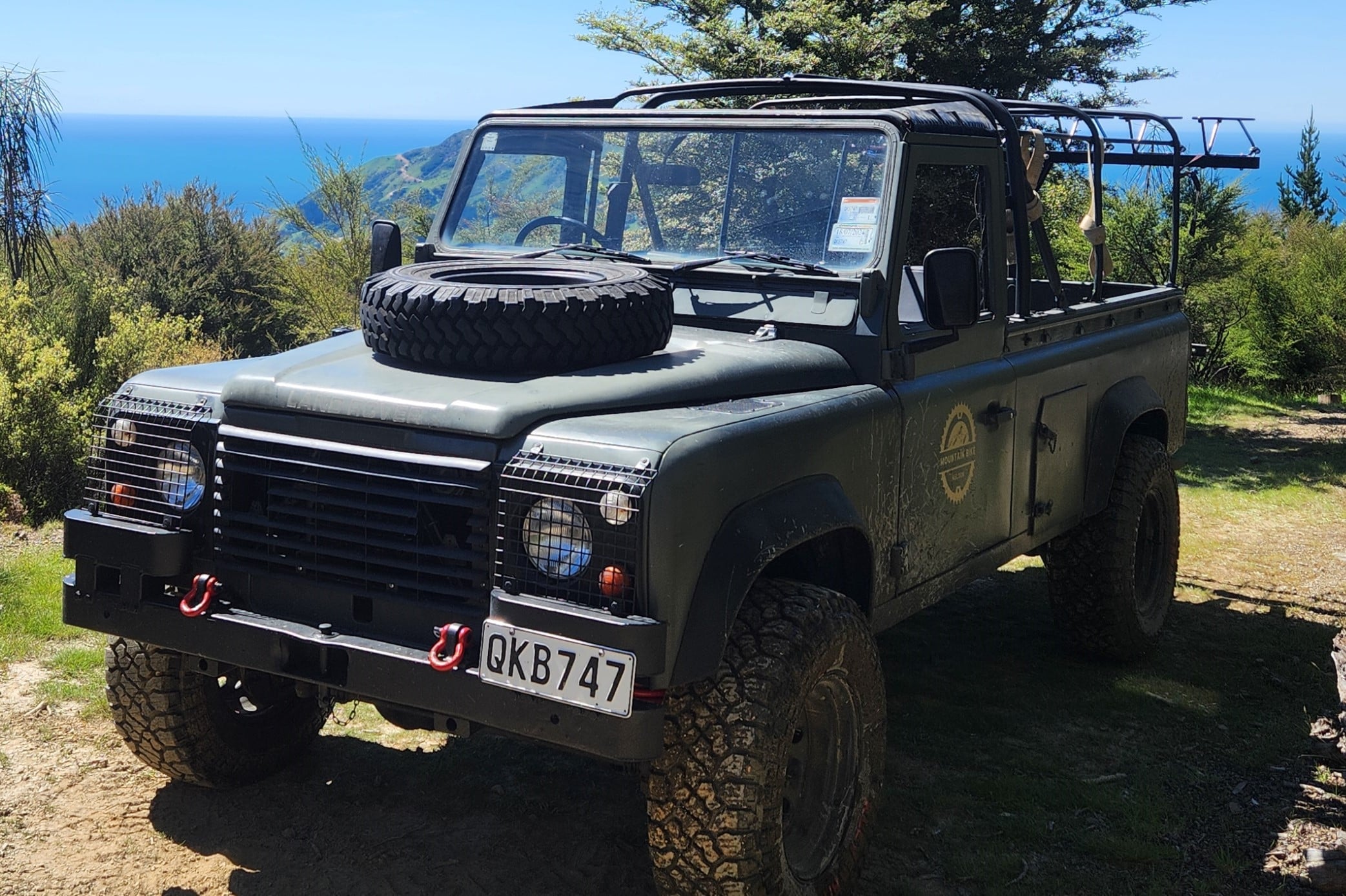 MTB Nelson Land Rover at Cable Bay