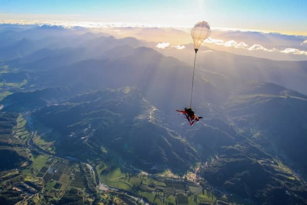Skydive over Nelson Tasman for unbeatable views and a rush like no other.