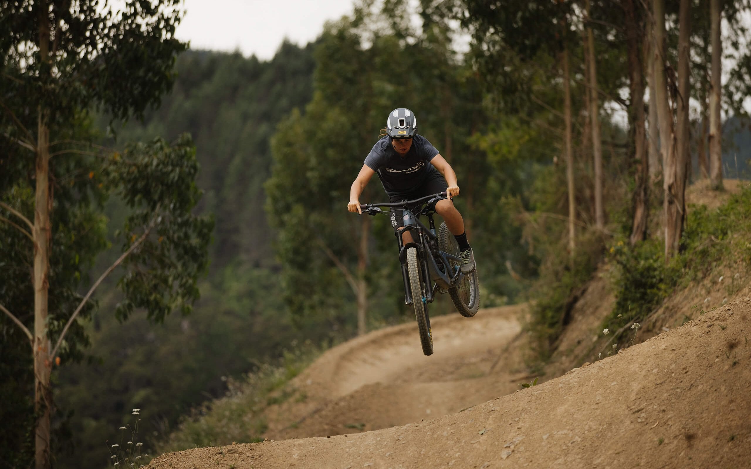 Koata Rere is a jump/flow trail that runs from the bottom of Turners down to the Maitai.
