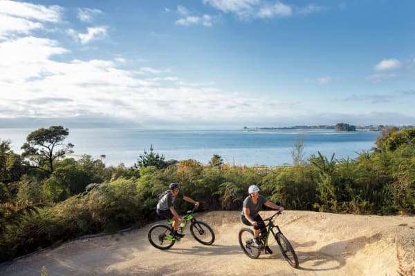 Experience the sparkling coastal scenic journey along Tasman's Great Taste Trail in Kaiteriteri.