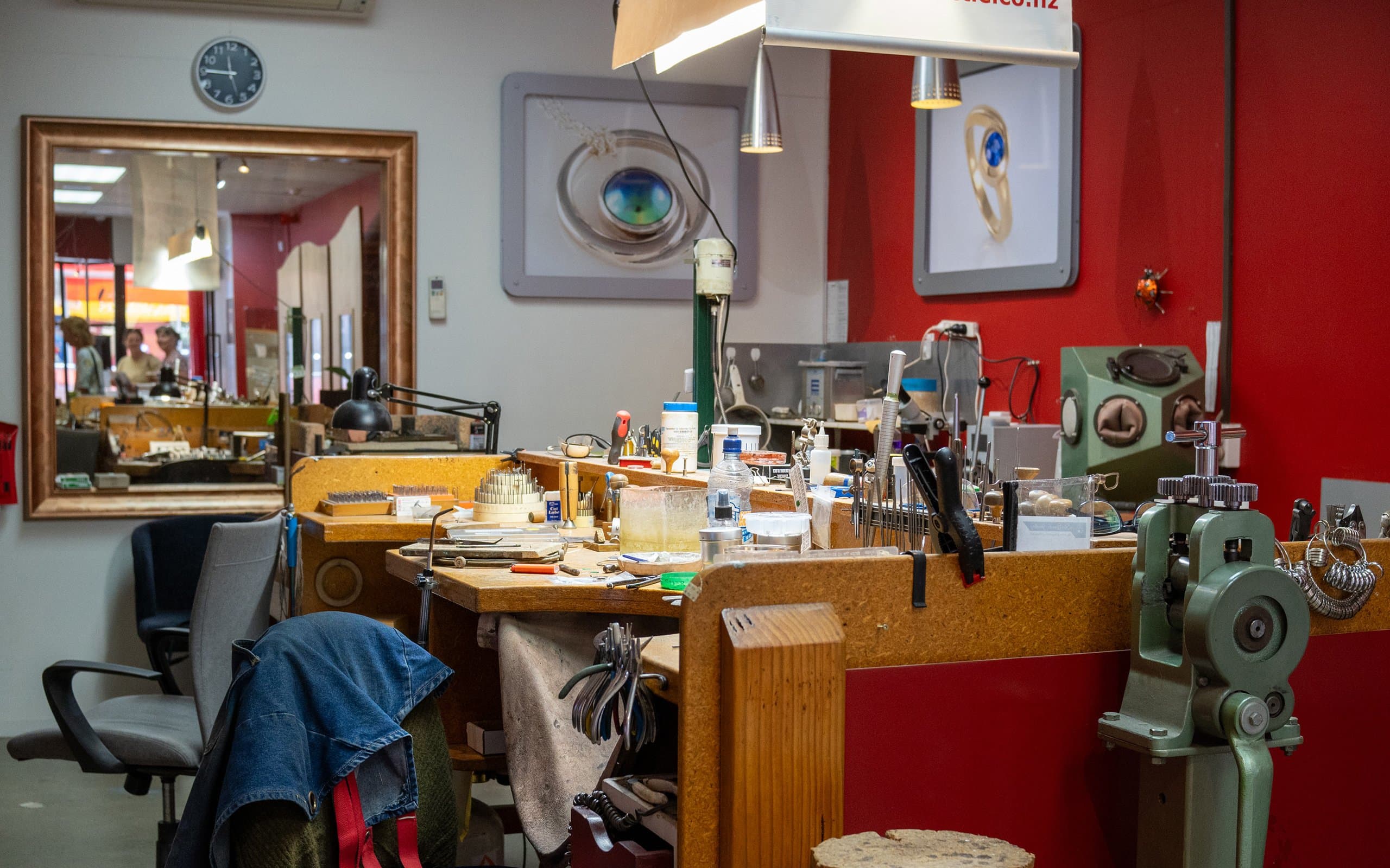 Jewel Beetle workshop Bridge Street art credit Nelson Tasman