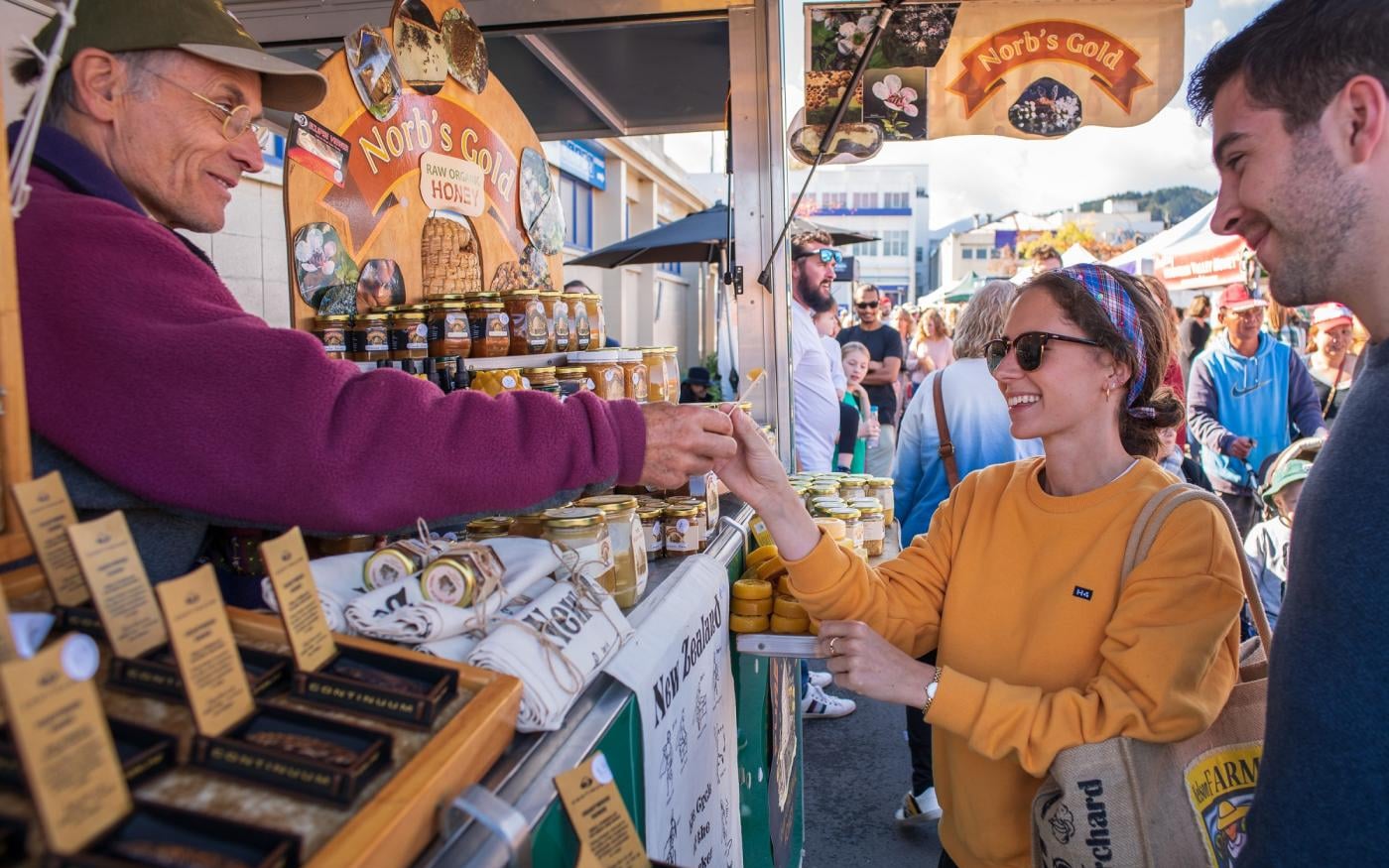 Nelson Saturday Market 11 Web Res taken by Oliver Weber credit www.nelsontasman.nz