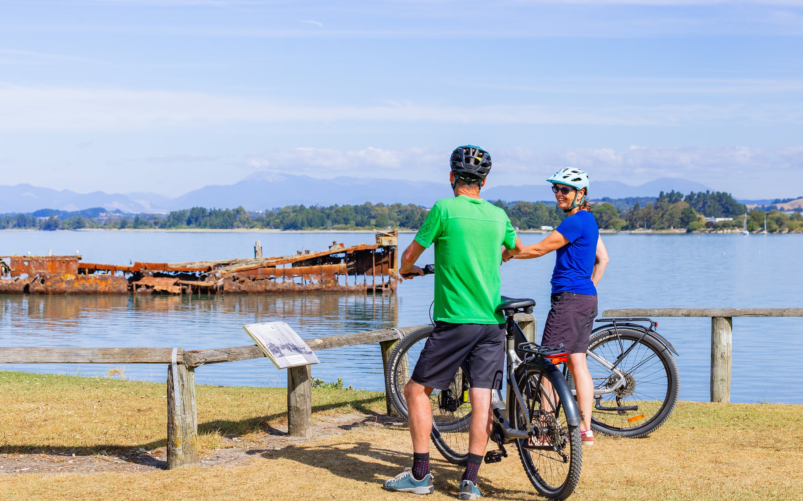 Tasman Great Taste Trail at Motueka by Aimee Jules credit NelsonTasmanNZ (1)