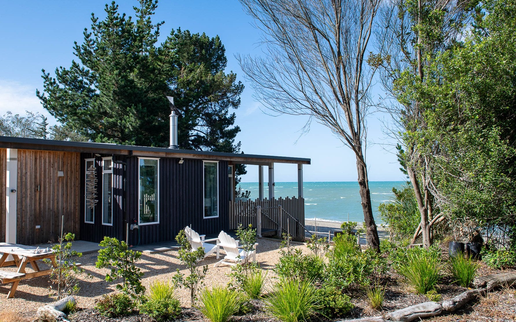 The Waters Aumoana von seitlich hinten 0487