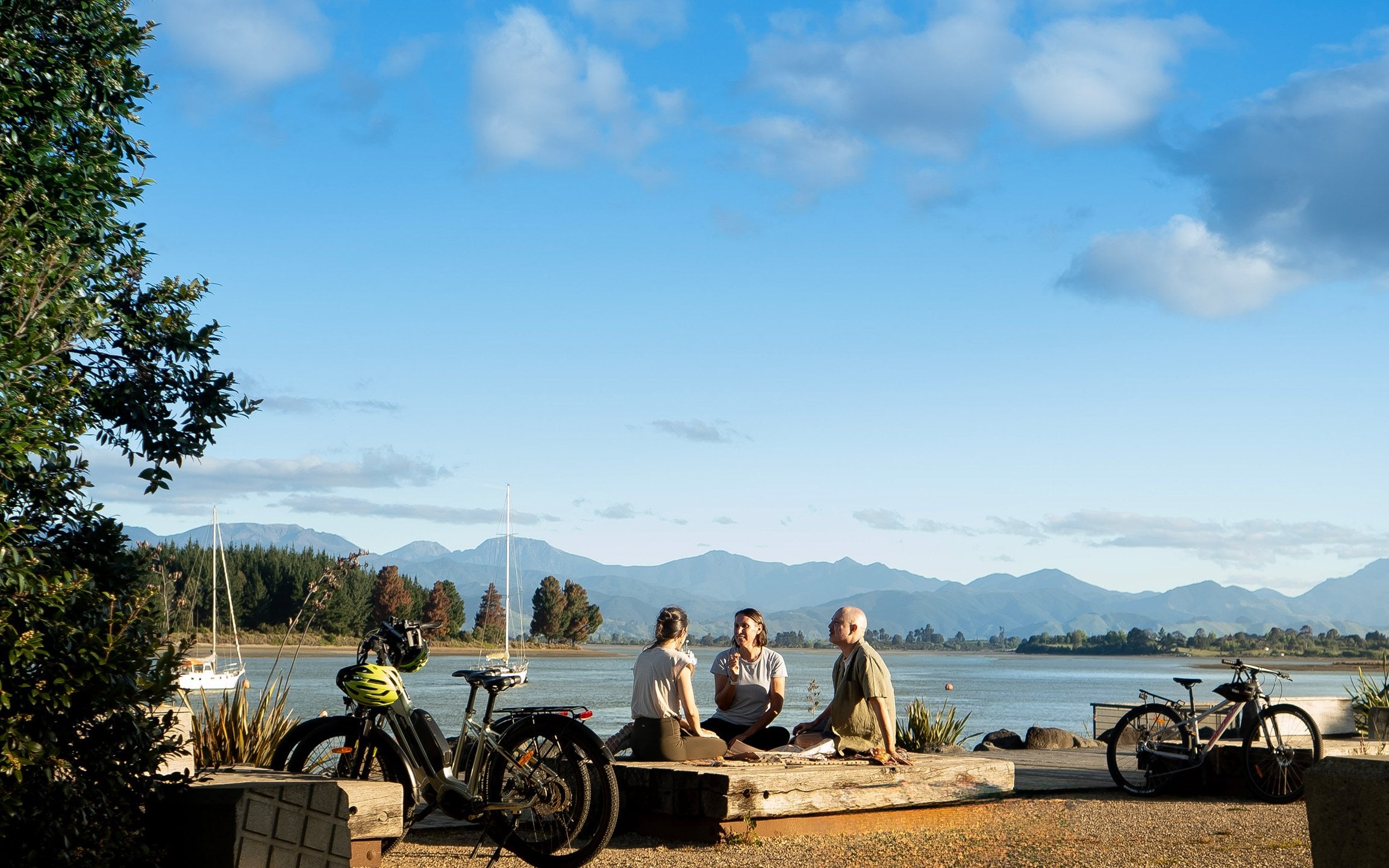 Take a breezy stop at Māpua Wharf on Tasman's Great Taste Trail.