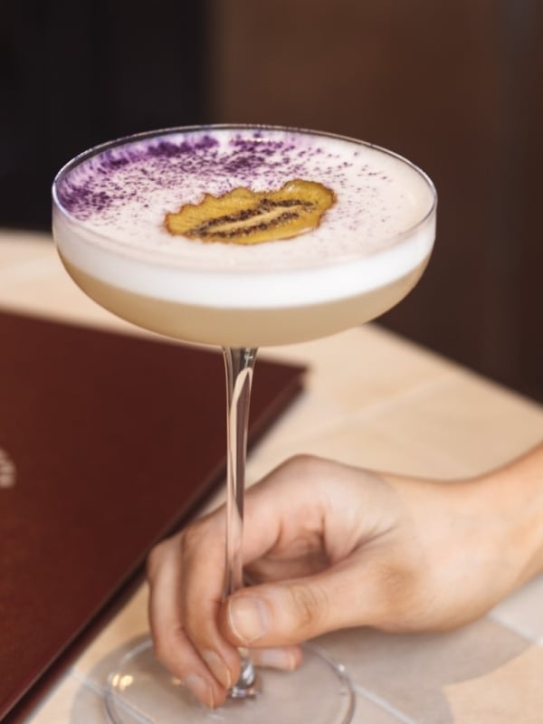 Fannys Pub in Nelson City cocktail