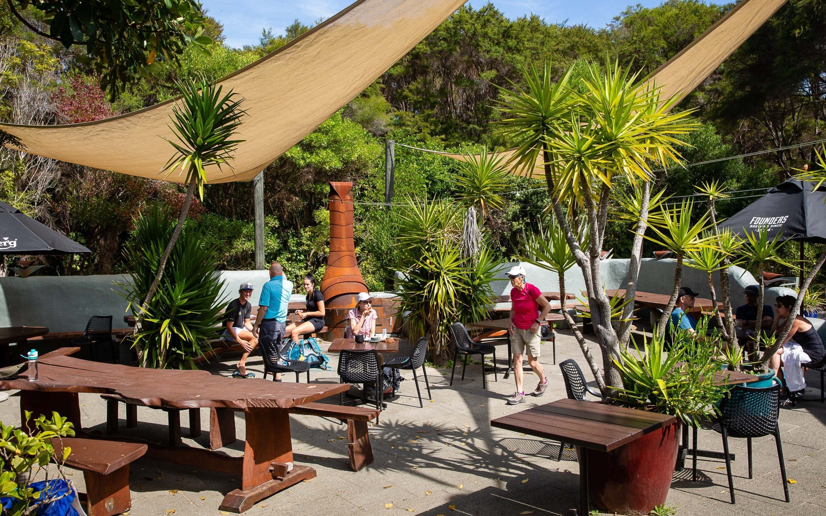 Awaroa Lodge courtyard dining