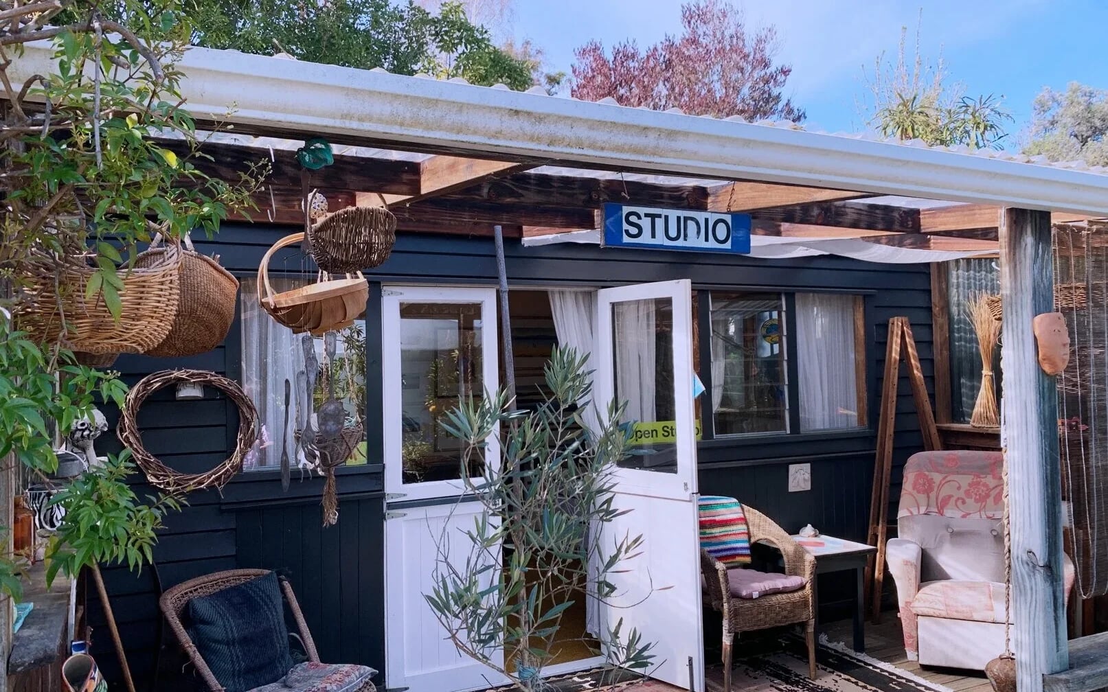 JaneSmithArtist Studio