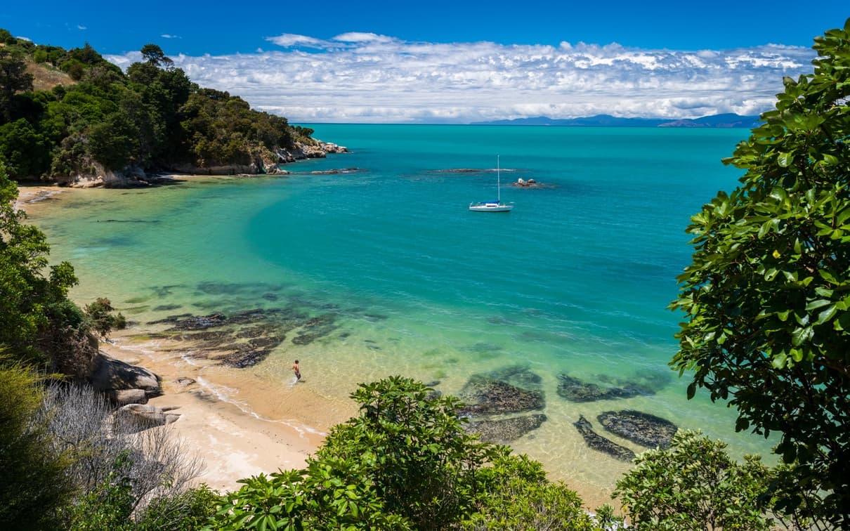 Stephens Bay Print Res taken by Oliver Weber