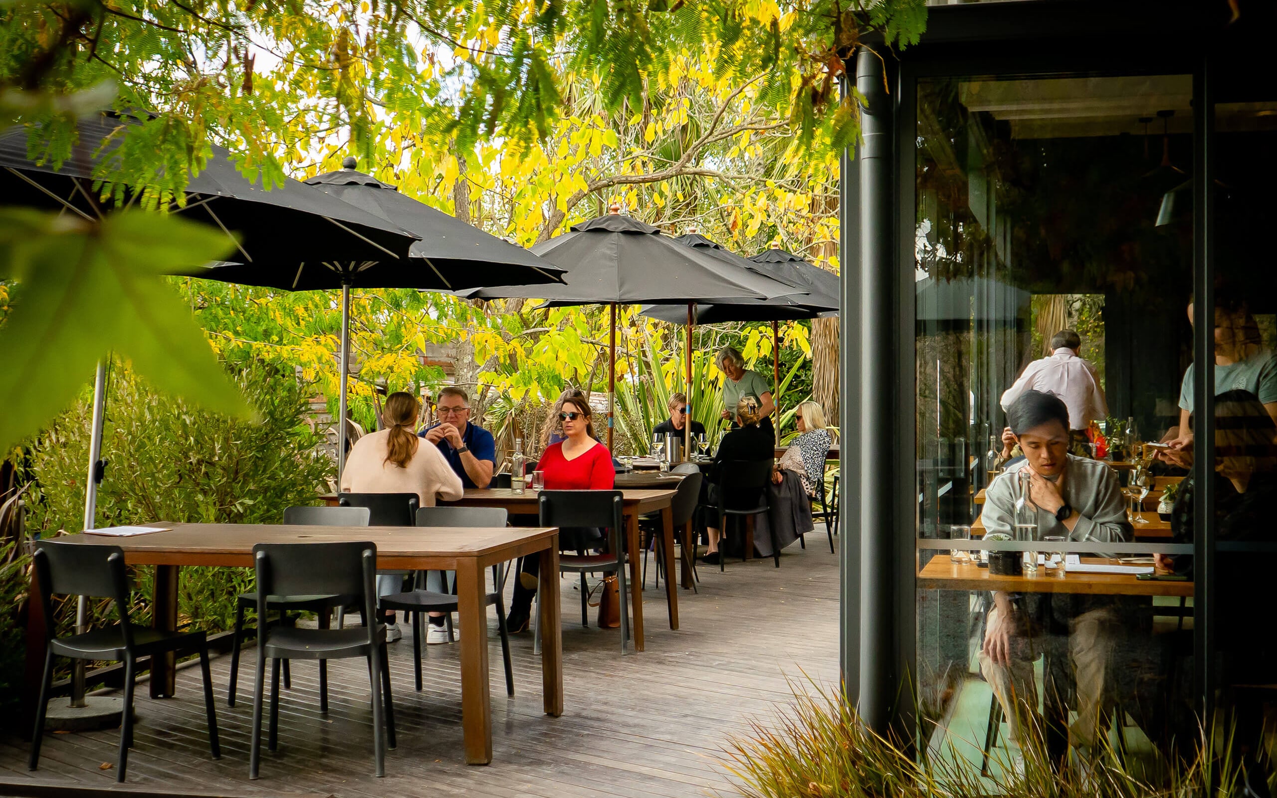 Dine amidst the beauty of lush Upper Moutere landscapes.