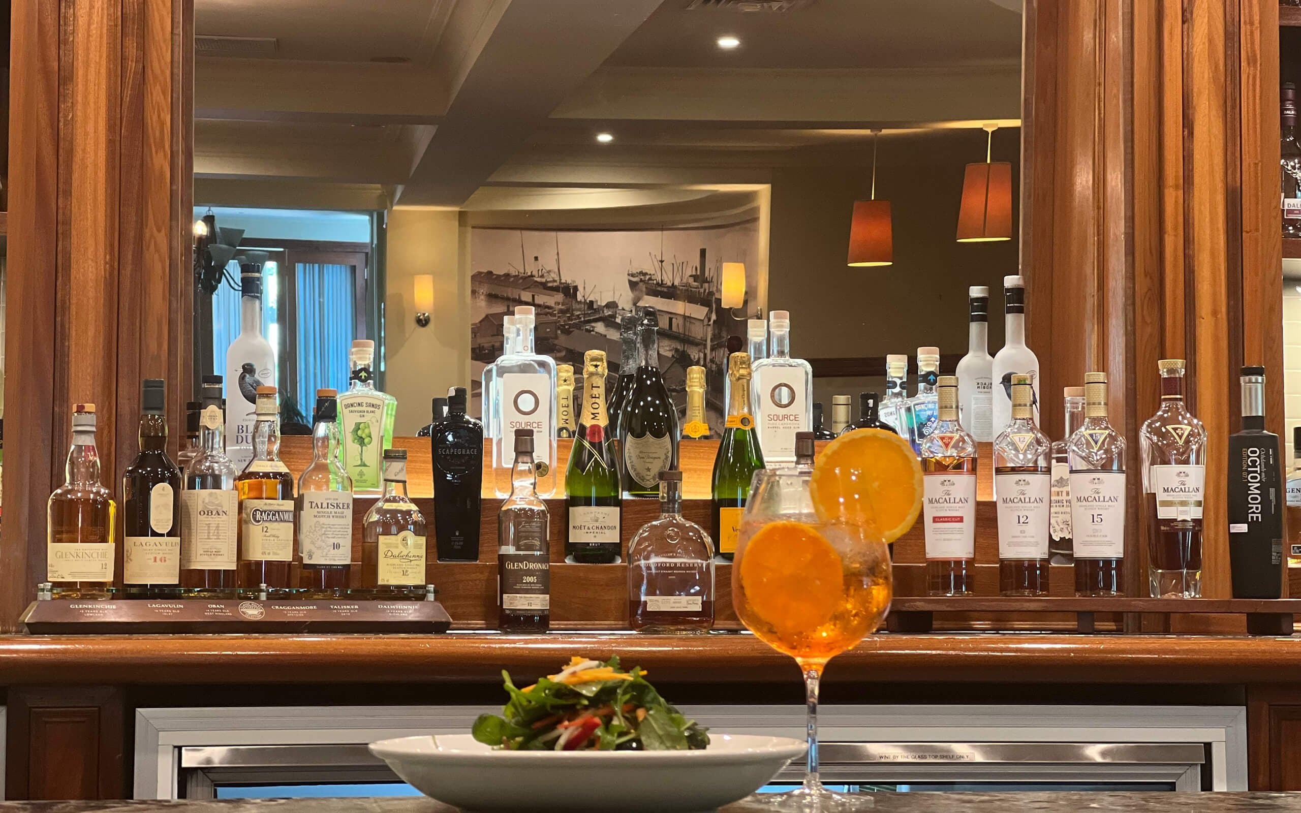 Port Ocall Bar Cocktail