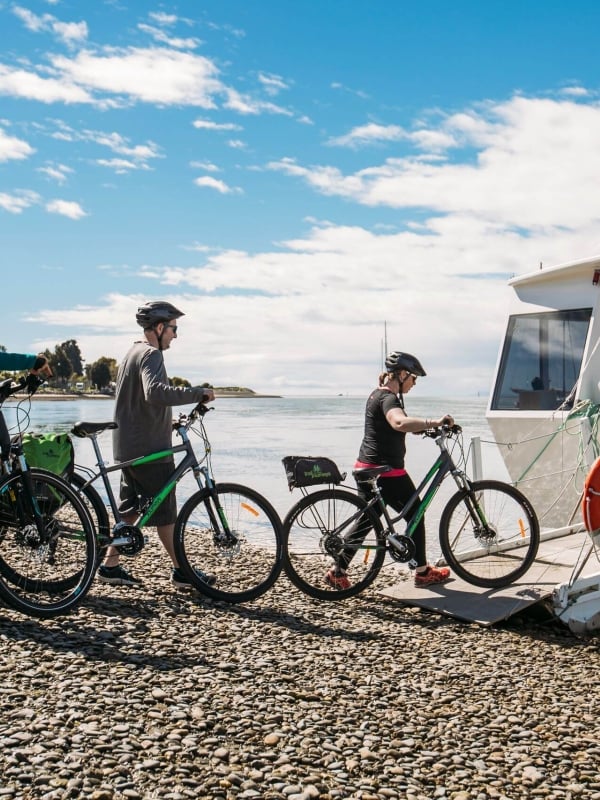 The Māpua Ferry operates from the end of September until the end of May.