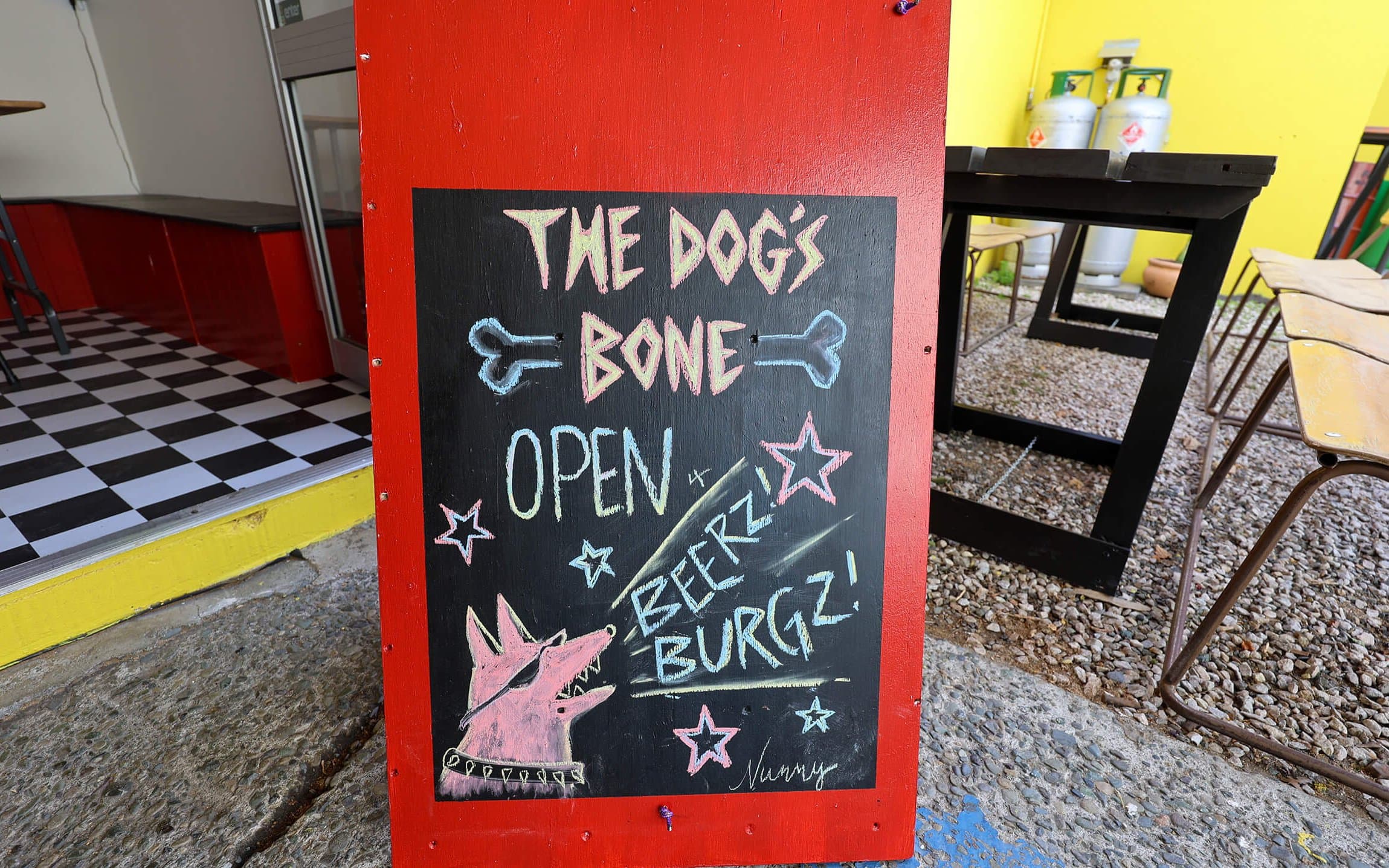 The Dogs Bone Nelson 4