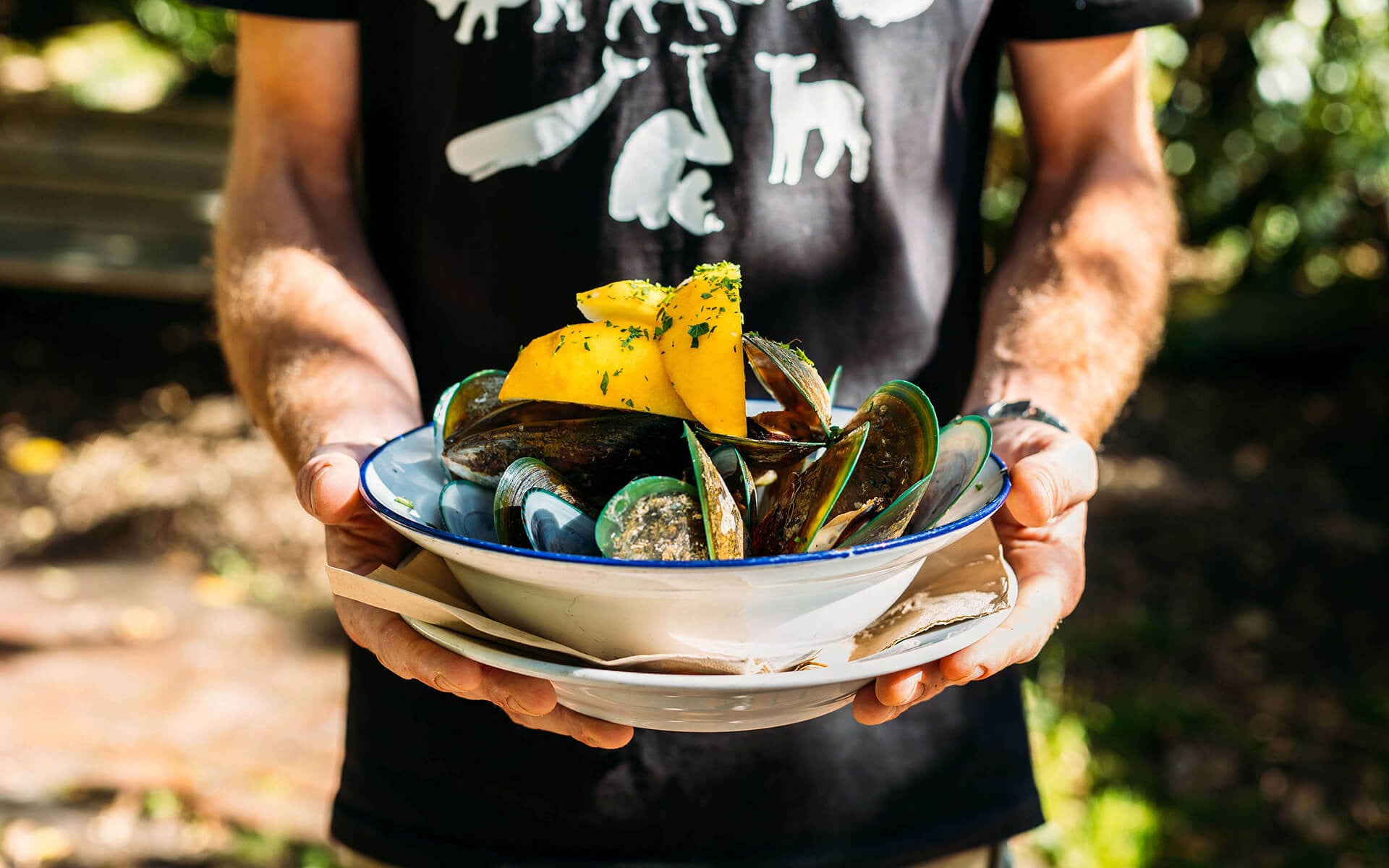 Mussel Inn mussels close up credit Neat Places