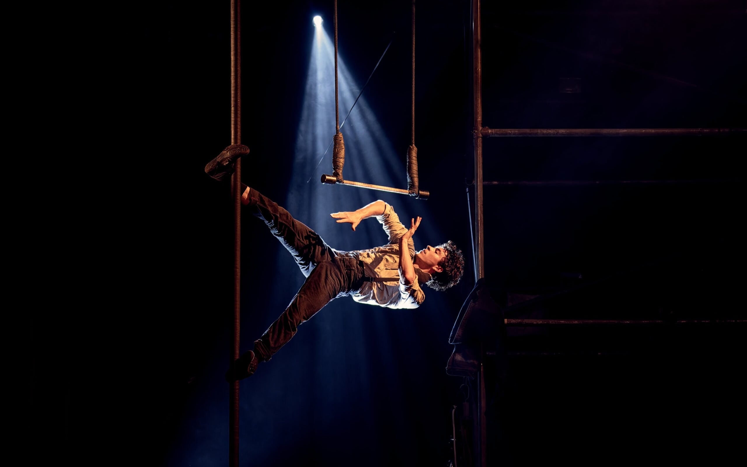 machine cirque nelson arts festival 2026
