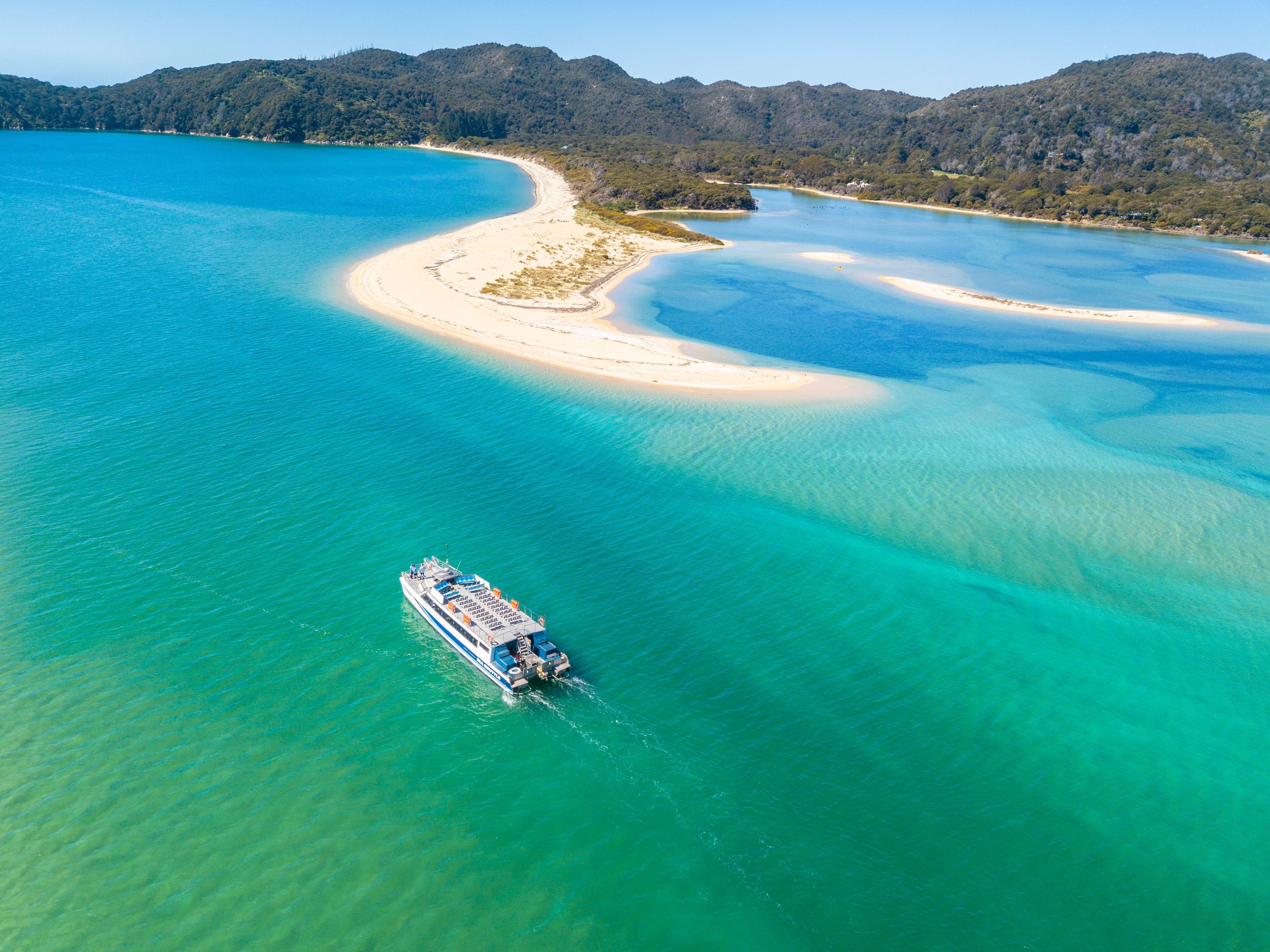 Cruising the Awaroa Inlet