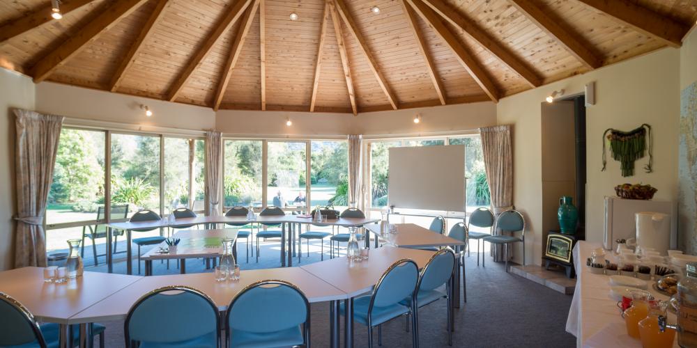 Abel Tasman Marahau Lodge Image A Meeting Room Abel Tasman Lodge 