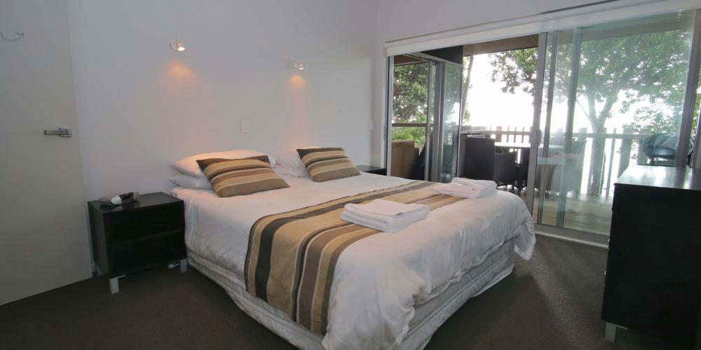 Master Bedroom 2 Golden Bay Kiwi Holiday Park