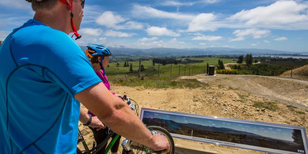 Panoramic views Kiwi Journeys             Cycle Trail Transport