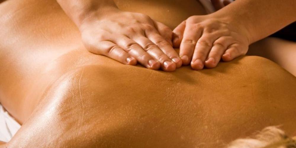 massage back pain2 Kimi Ora Eco Resort